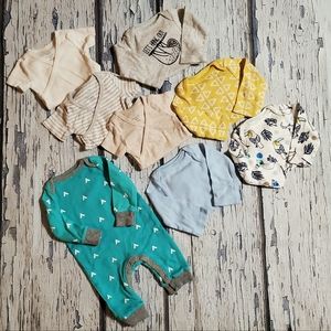 Cloud Island Baby Bodysuits One Pieces Size Newborn  Set of 8